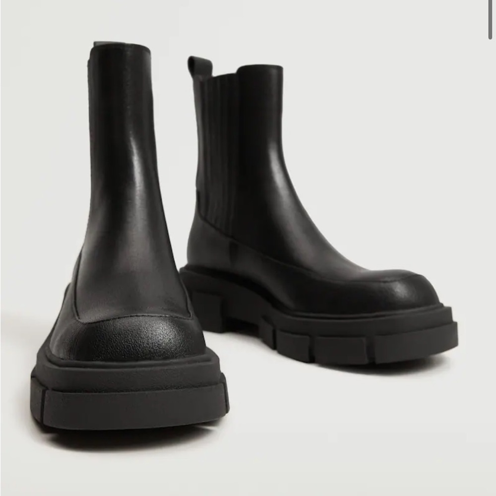 Mango Leather Track Sole Ankle Boots Size 39